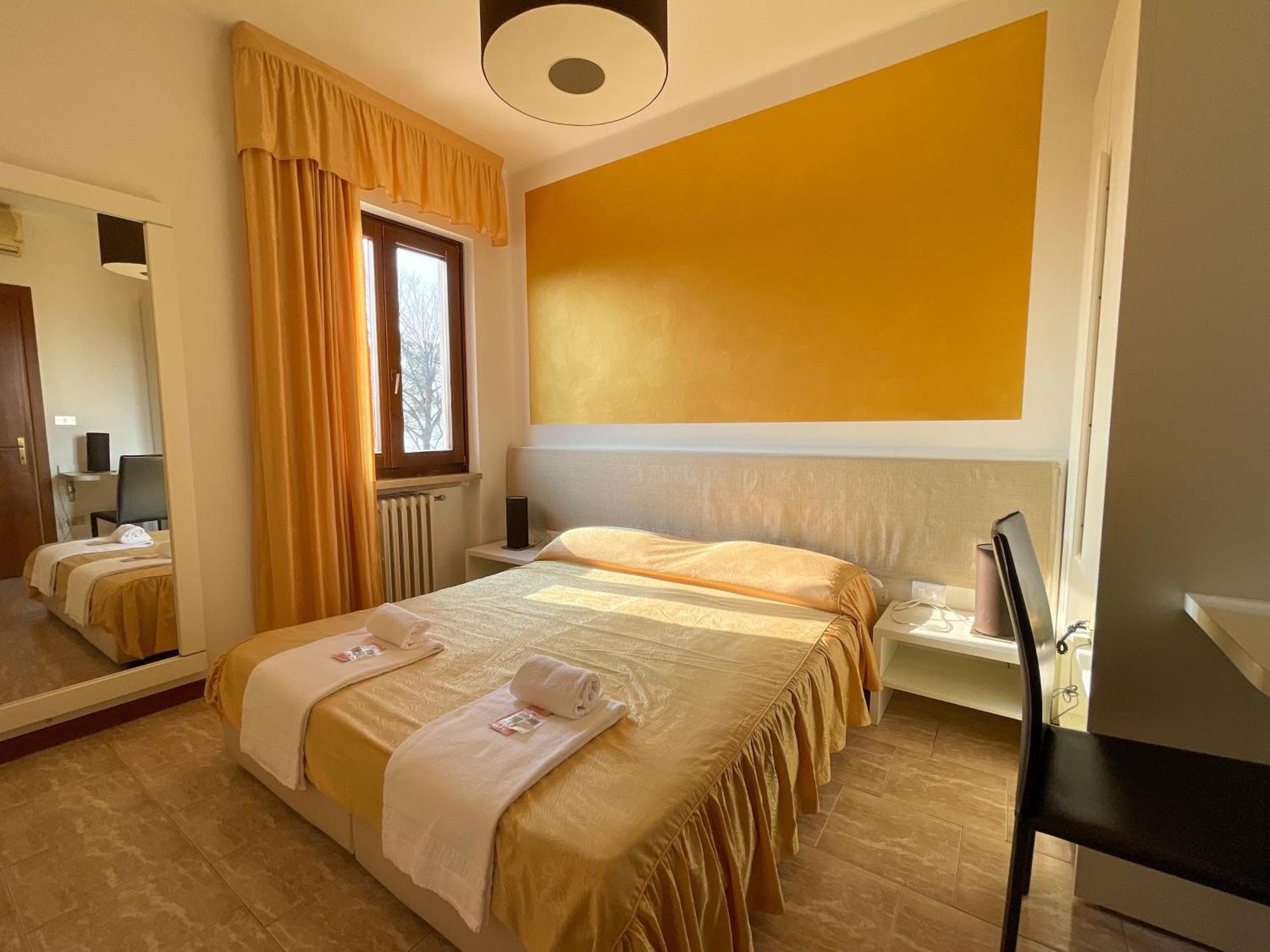 Hotel Sirena 拉齐塞 外观 照片